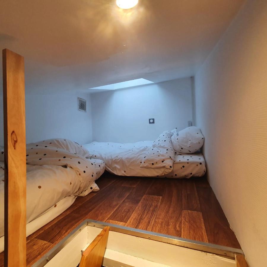 Appartamento Petite Maison Mitoyenne Avec Terrasse Saint-Julien-de-Concelles Esterno foto